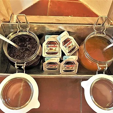 Il Contado -room And Breakfast- 4*