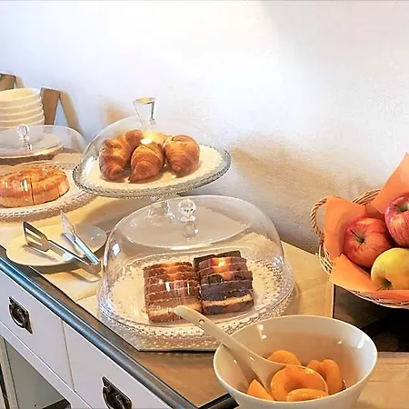 Bed and Breakfast Il Contado -room And Breakfast- 4*