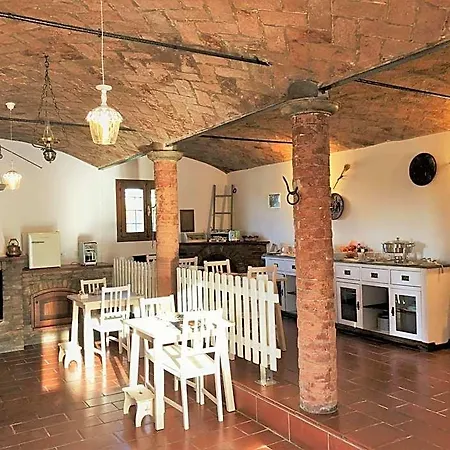 Bed and Breakfast Il Contado -room And Breakfast-