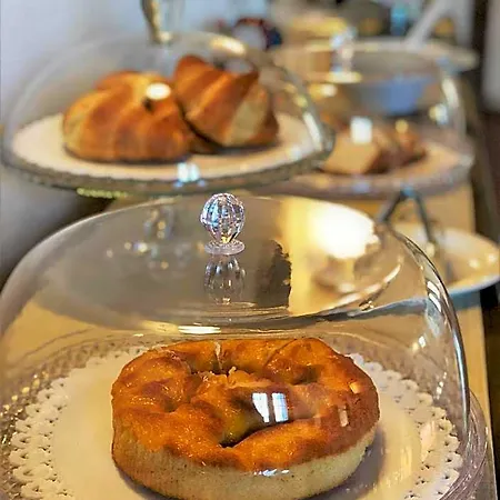 Bed and Breakfast Il Contado -room And Breakfast- 4*