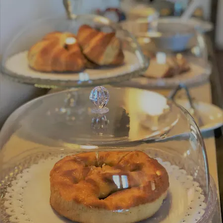 Bed and Breakfast Il Contado -room And Breakfast-