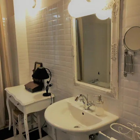 Il Contado -room And Breakfast- 4* 샌세시리오술파나로