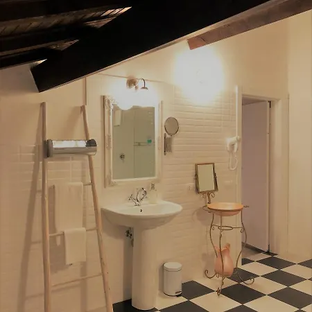 Bed and Breakfast Il Contado -room And Breakfast- 4*