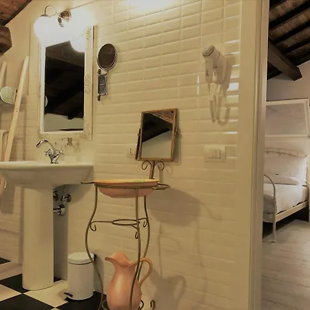 Bed and Breakfast Il Contado -room And Breakfast-