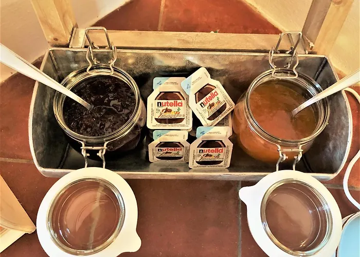 Il Contado -room And Breakfast- Oda ve Kahvaltı 4*